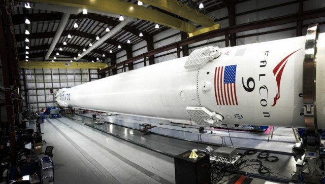 Historic Landing of Falcon 9 : Amazing Views of SpaceX's Rocket Landing