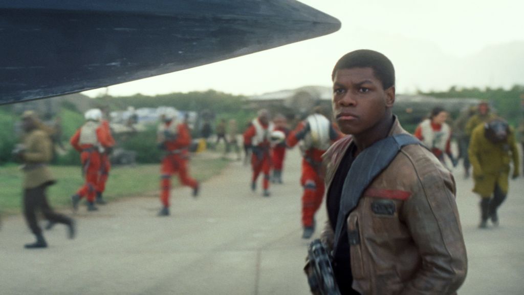 'Force Awakens' on path for $100M Friday, $200M-plus weekend