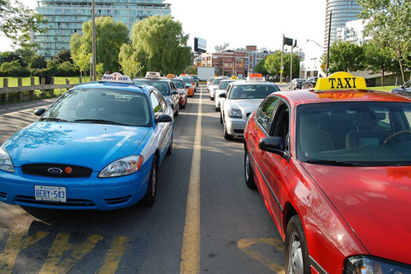 Taxis to shut down streets in Toronto tomorrow