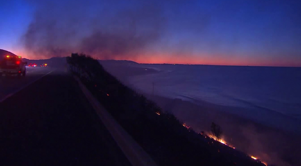 Firefighters Battle 250-Acre Brush Fire in Solimar Beach