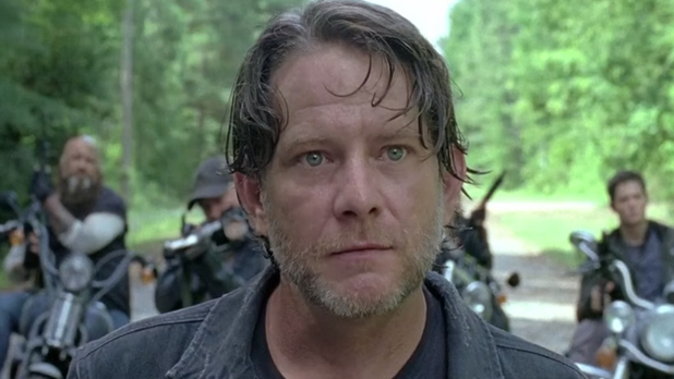 The Walking Dead Season 6 midseason finale teases the arrival of Negan