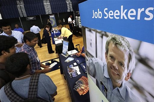 US jobless claims rise but trend stays low