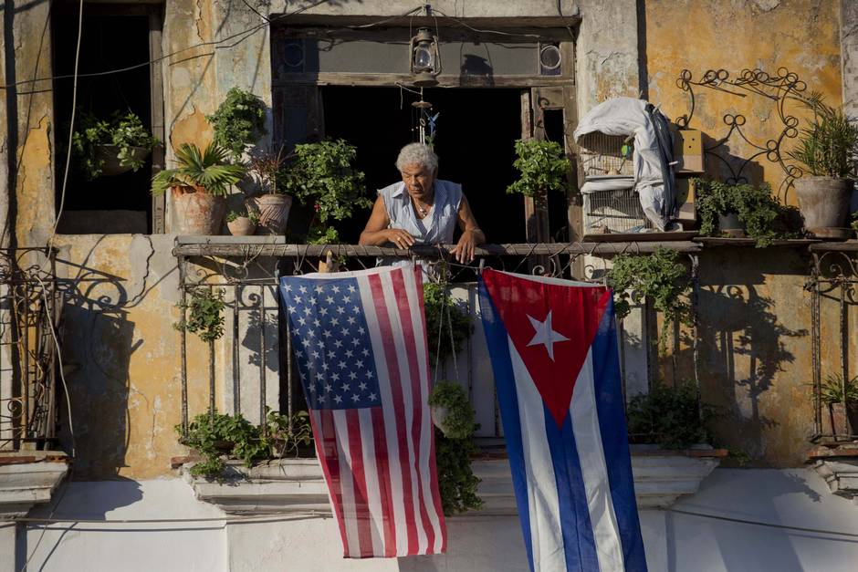 US and Cuba to resume regular commercial flights