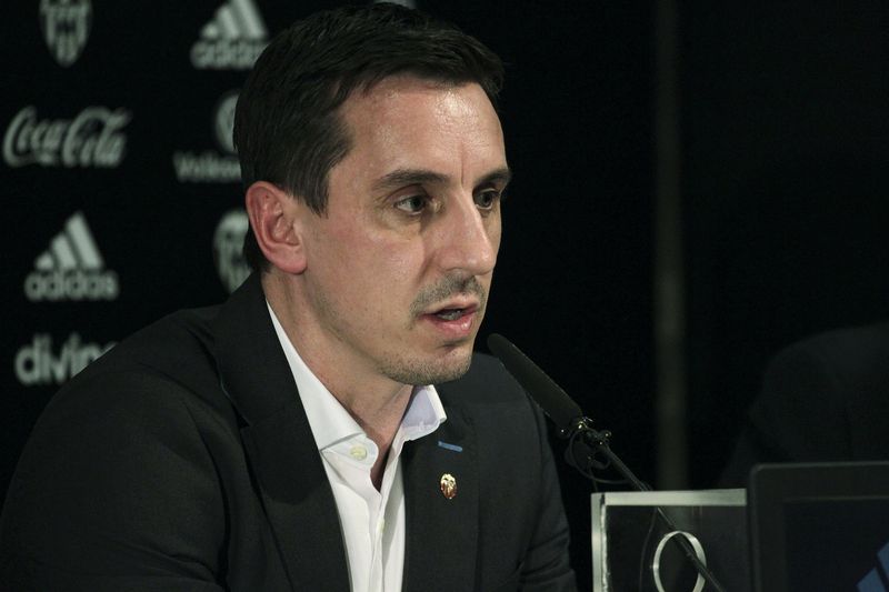 Valencia's new coach Gary Neville opens the training ground for fans to watch. – Reuters pic