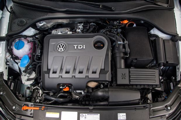 2014 Volkswagen Passat TDI SEL Engine