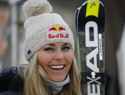 Vonn wins World Cup downhill for 16th Lake Louise victory