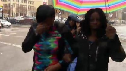 Freddie Gray mother crying