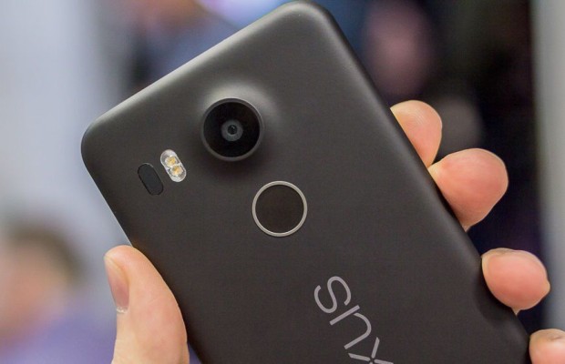 Google-Nexus-5X_Cyber-Monday-15