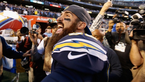 Eric Weddle fined $10k for watching daughter's halftime show