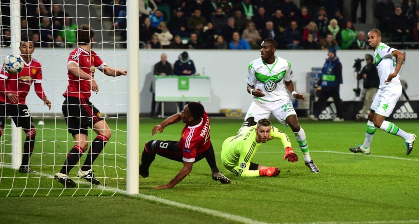 Wolfsburg's Brazilian defender Naldo scores agai