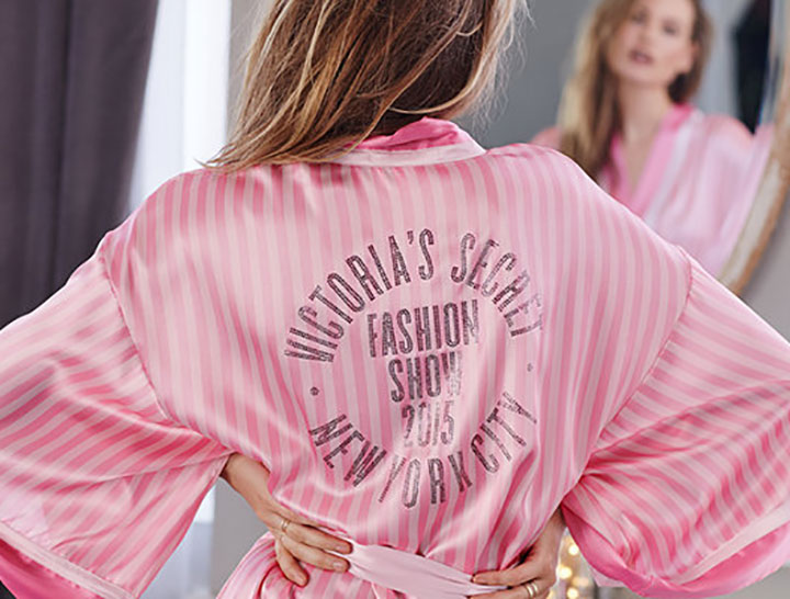 Victoria's Secret Fashion Show 2015 Live Stream Free: Watch Online Selena