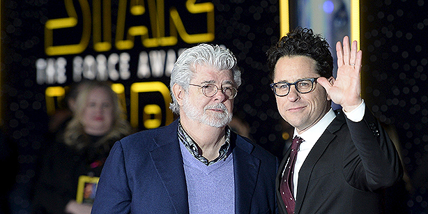 The Force Awakens’ premiere honors ‘Star Wars’ creator Lucas