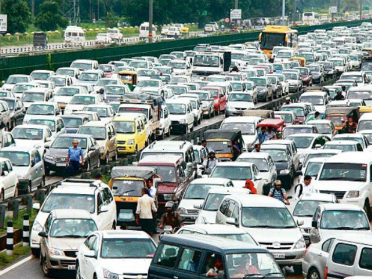 Delhi To Adopt Odd Or Even Days For Cars