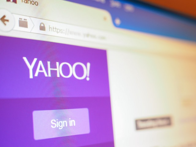 Yahoo shelves plan to spin off Alibaba stake