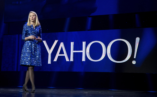 Yahoo considers sale of Internet business, but it isn't worth much