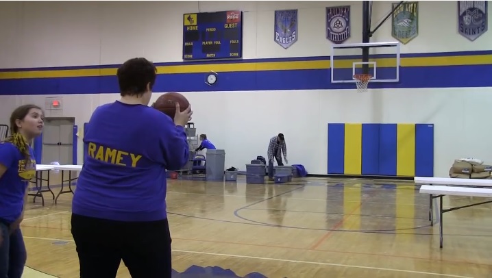 Mom's stunning half-court shot takes home big prize