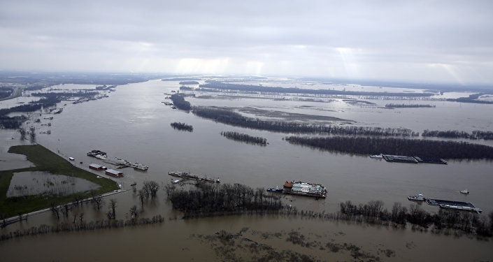 Jeff Roberson Raw Sewage Floods Major Waterways as Deluge Cripples American Midwest