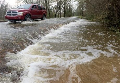 Survivors of Southern storms thankful to see Christmas