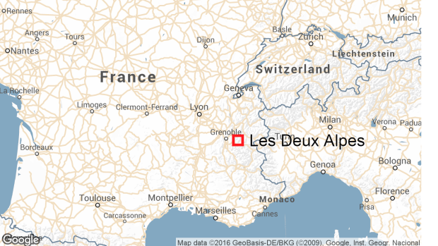 10 school children and teacher hit by avalanche in French Alps