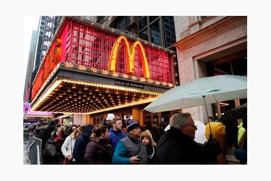 McDonald's posts earnings of $1.31 a share vs $1.23 expected