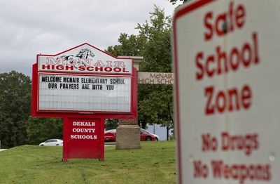 McNair High School greets elementary school students