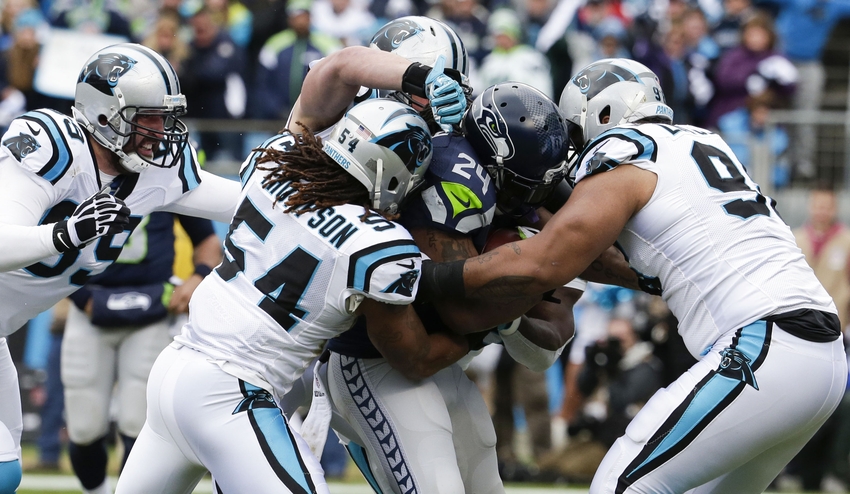 Did Marshawn Lynch crack Roman Harper's helmet in Seahawks loss