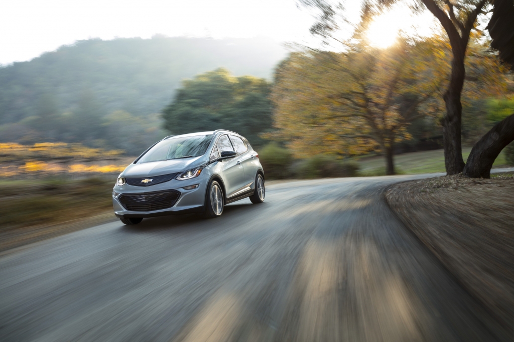 2017 Chevrolet Bolt EV offers a range of 200 miles