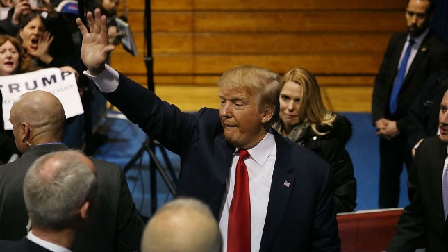 Poll: Trump up by 7 points in Iowa; dominant in NH, SC