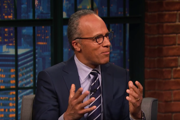 Wow even Lester Holt is mocking sad Martin O'Malley now