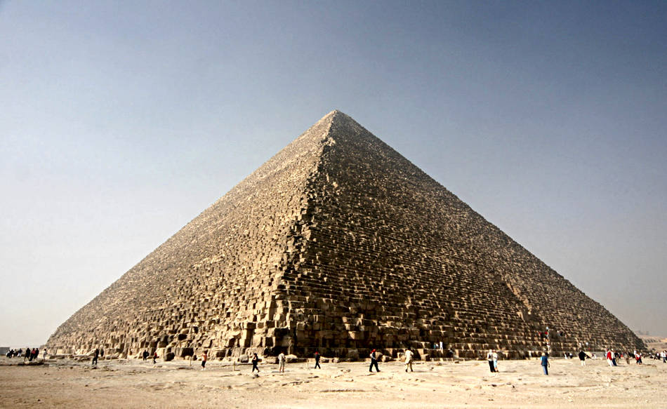 Pyramid_of_CHeops_at_Giza