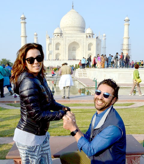 Eva Longoria poses with fiance Jose Antonio Baston at The Taj Mahal in Agra on December 16