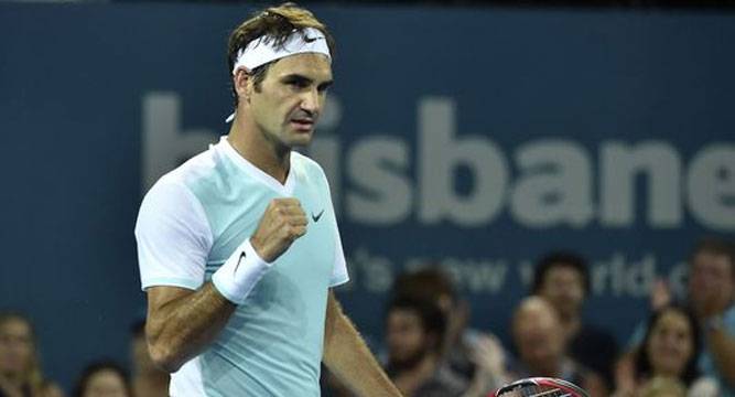 Defending champion Federer into Brisbane semifinals