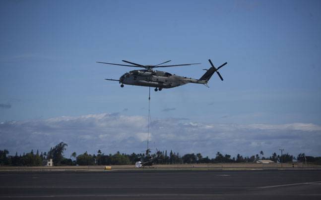 CH-53E helicopter