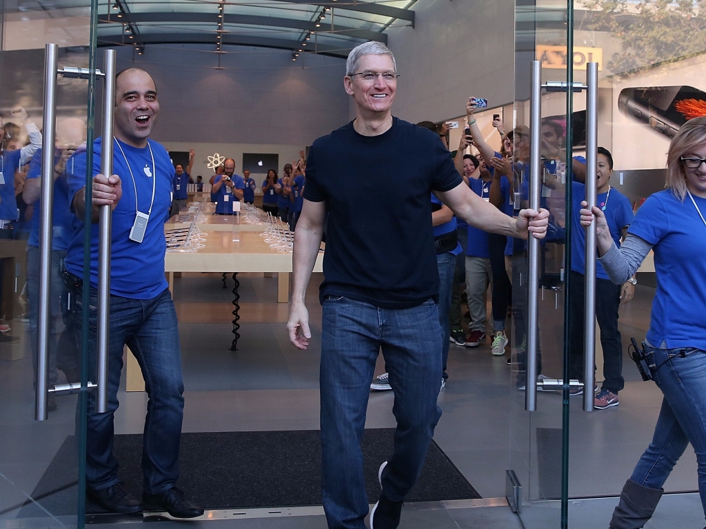 Tim Cook Apple Store