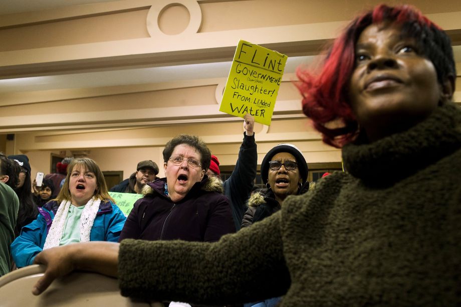 Residents of Flint Mich. gather to demand Gov. Rick Snyder resign over water contamination