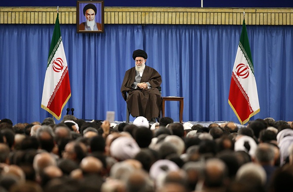 Rouhani Resorts to Khamenei after Rejection of 99 Percent of Reformist Candidates for Parliament Elections