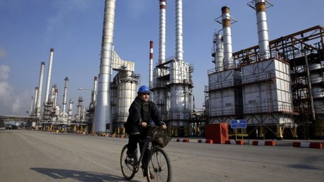 Iran seeks to regain its oil market share, not cares about prices