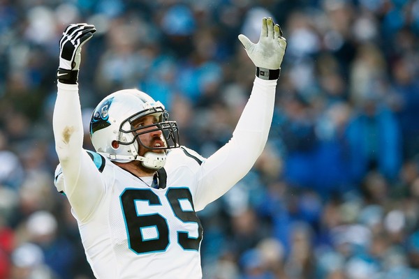 Source: Panthers DE Jared Allen suffered fractured foot in win