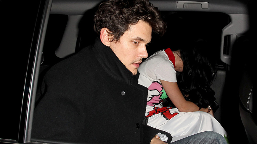 John and Katy seen leaving a restaurant. Source THUMBS42/FAMEFLYNET