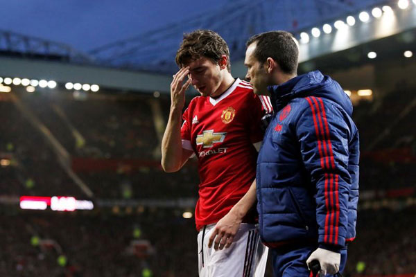 Manchester United defender Matteo Darmian hospitalised after sickening collision with Shane Long