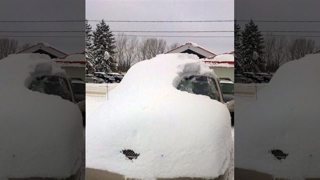 Man charged with driving snow-covered vehicle