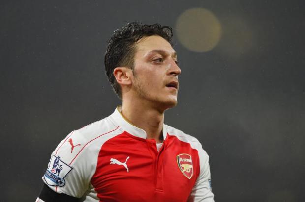 Mesut Ozil misses Arsenal's Premier League match at Stoke due to foot injury