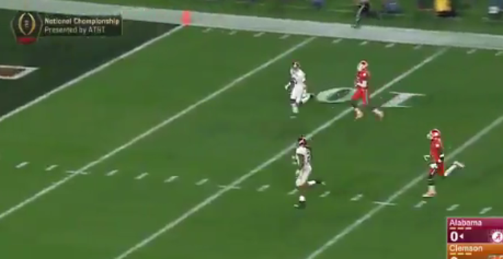 Derrick Henry takes off for 50-yard touchdown vs Clemson