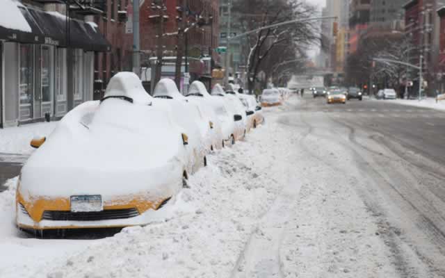 NEW YORK. – Several cities including New York and Washington DC are at a standstill as winter storm Jonas brought mammoth snowfall