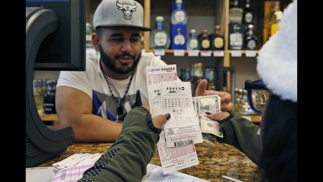 Powerball jackpot hits $900 million ahead of Saturday night drawing