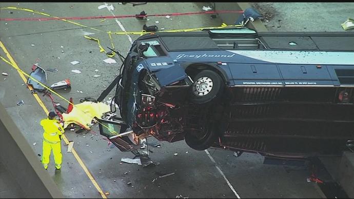 2 dead after bus overturns on Hwy 101 in South San Jose