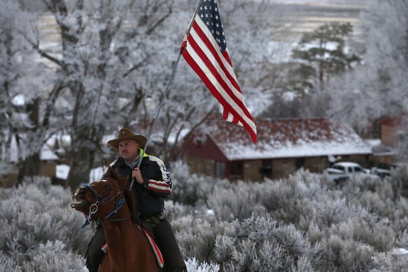 Sheriff: More vandalism during Oregon siege