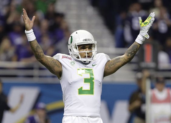 Adams Jr. celebrates an Oregon touchdown against TCU during the first half of the Alamo Bowl NCAA college football game Saturday Jan. 2 2016 in San Antonio