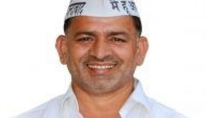 AAP MLA Mahendra Yadav arrested for allegedly assaulting govt official