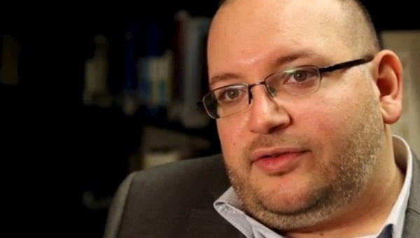 Washington Post reporter Jason Rezaian speaks in the newspaper